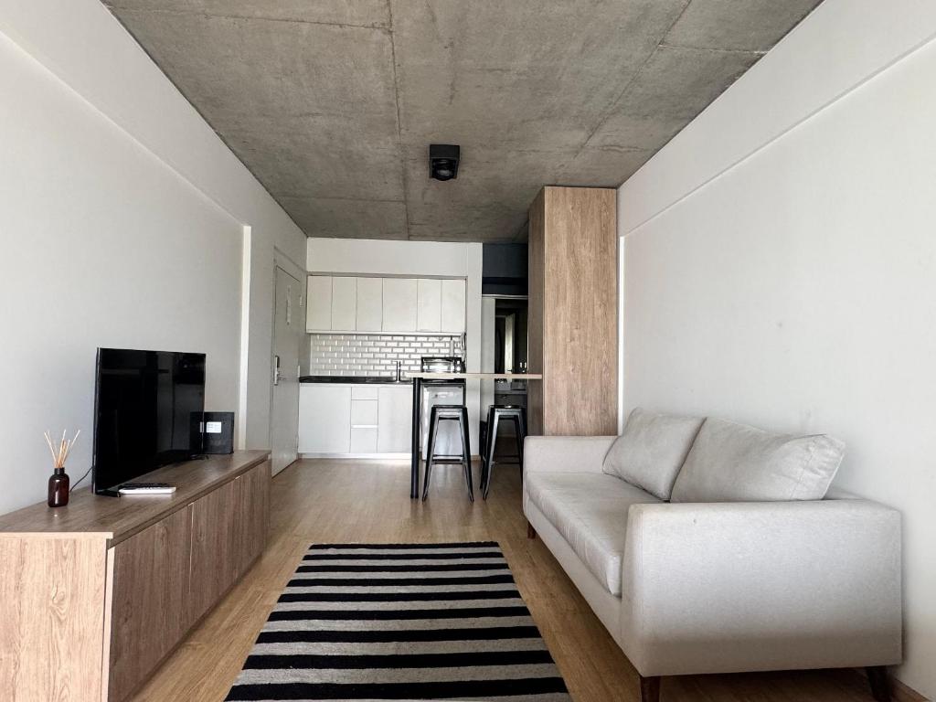 Soler Art Studios - Room 73 - 1