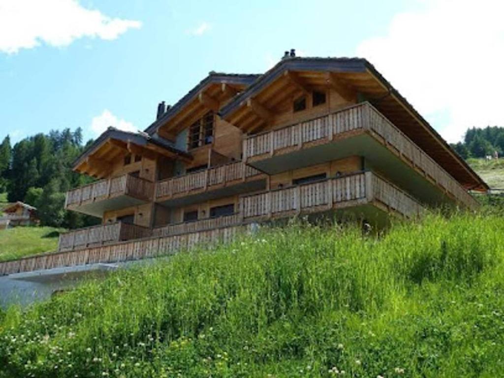 Modern apartment in Veysonnaz - 1