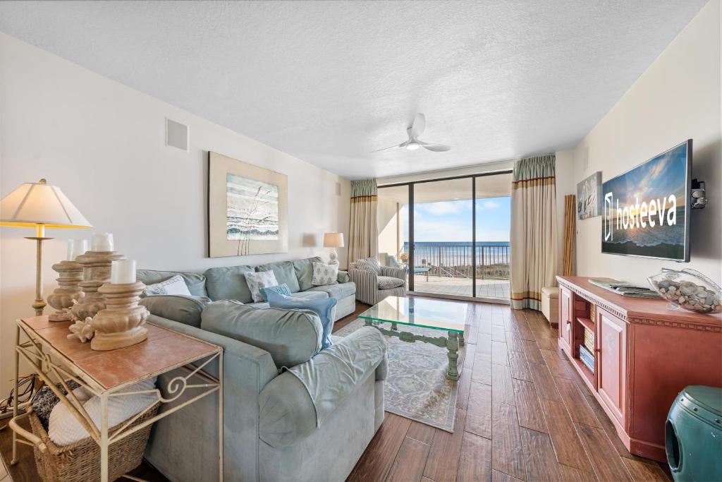 White Caps 203, Orange Beach