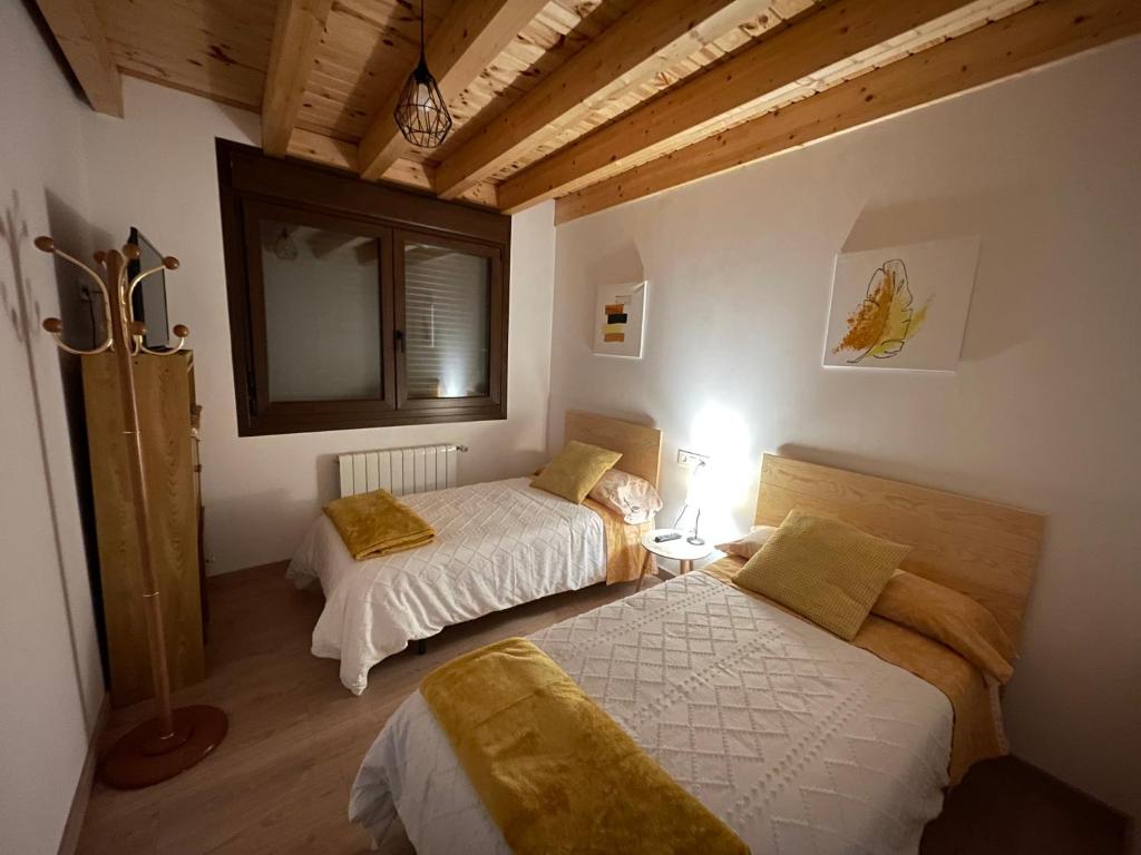 Jaspe entrepinares, Espejón