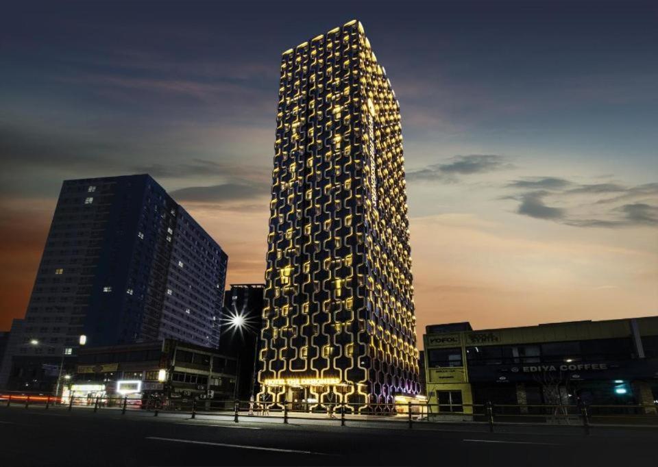 Hotel The Designers Premier Seongsu and Konkuk Univ, Seúl
