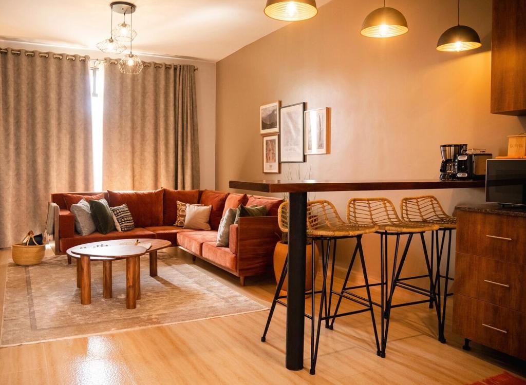 The Maragena - Cozy & secure lakeside 2BR, family & WFH friendly, Entebbe