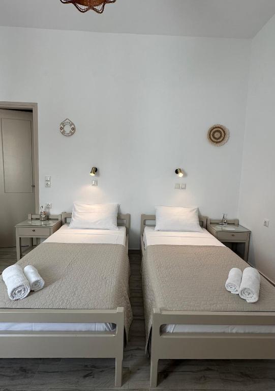 Nick's Studio 2, Parikia