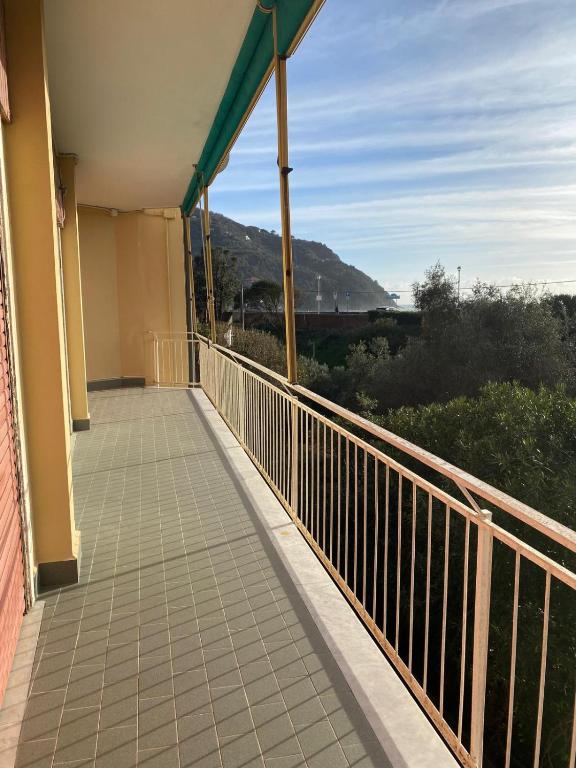 A casa di Emanuela e Mauro, Levanto