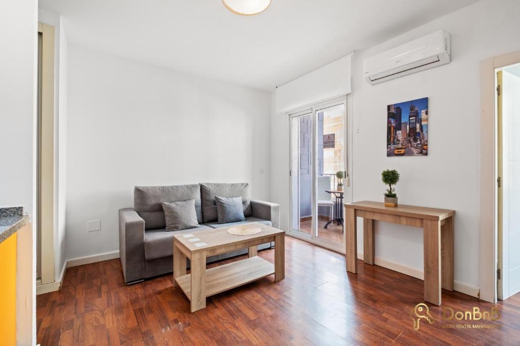 Málaga flat with balcony, Málaga