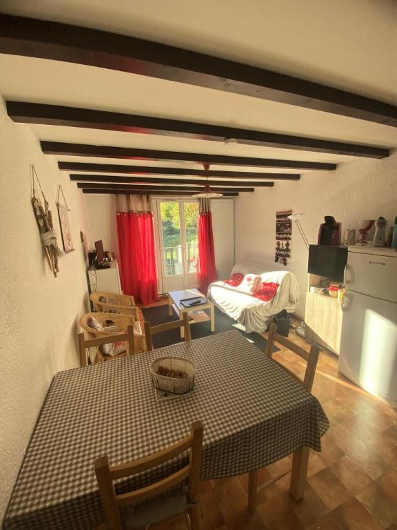 Résidence Les Gemeaux I - Appartement trois pièces au coeur du village MAE-2304 - 1