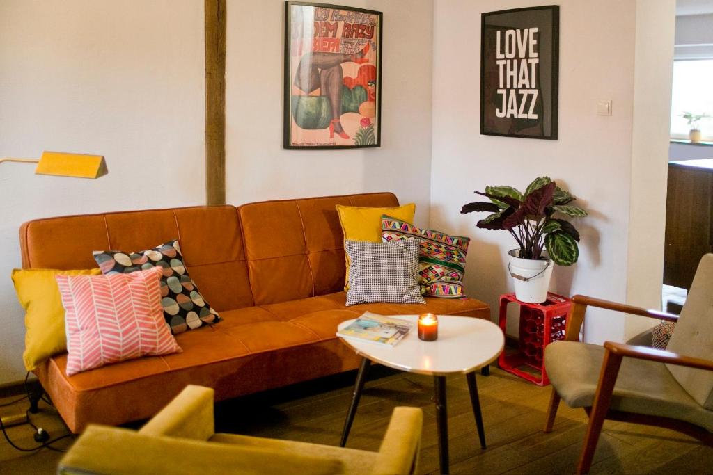 LEVELOFT - przestronny, stylowy apartament na zielonej ulicy w centrum, Vratislav