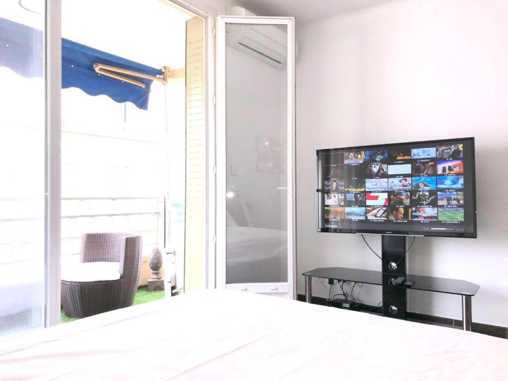 Luxury Studio YourHostHelper - 2