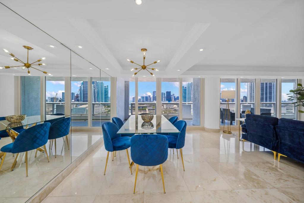 Facilities, DoubleTree by Hilton Grand Hotel Biscayne Bay in Miami (FL)