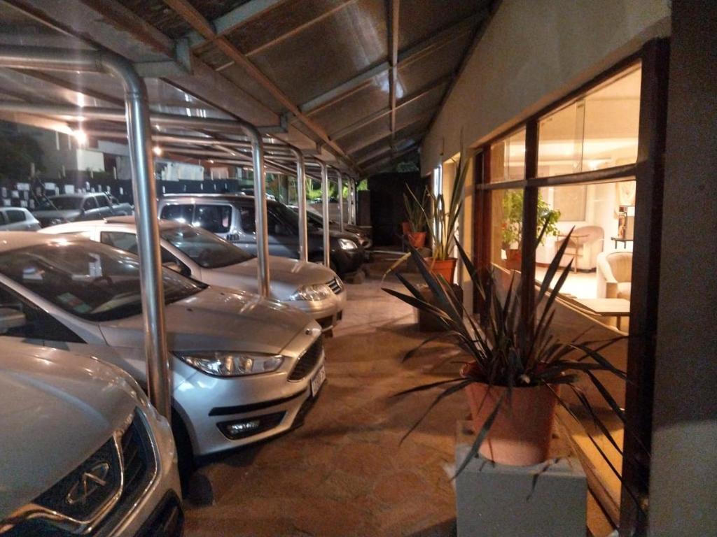 Hotel Maracas - 3