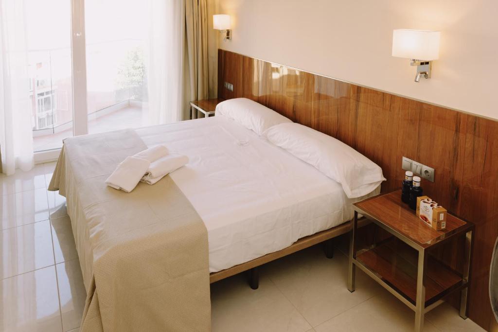 Apartamentos Buendia Suites - Torremolinos Centro - 5
