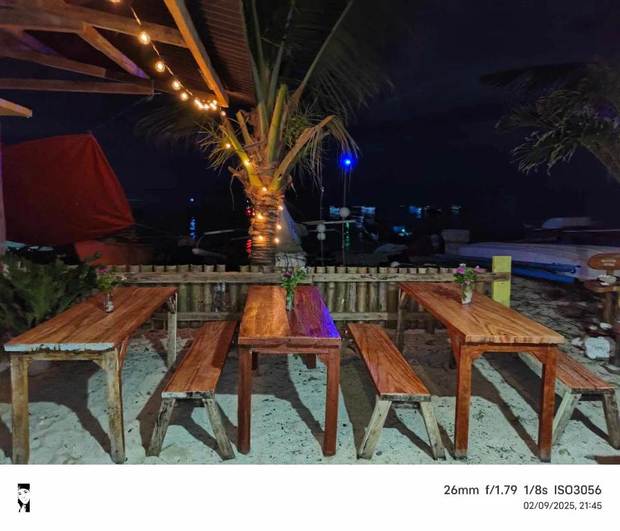 Kobe's Beachfront Haven