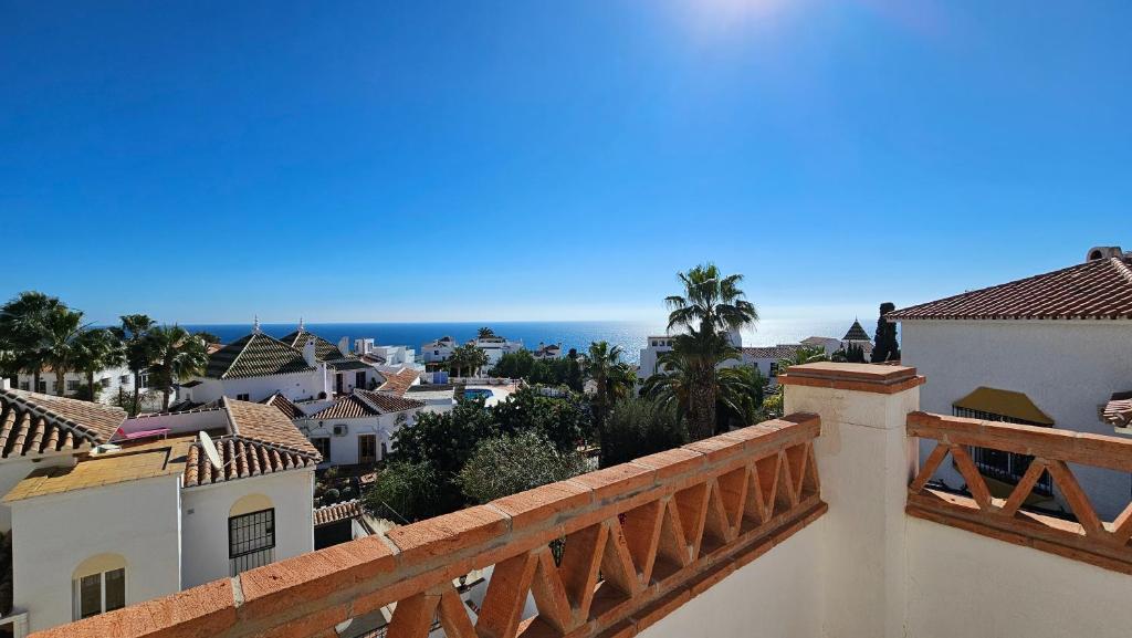 APARTAMENTO BONITO EN PINAL DEL MAR NERJA - 3