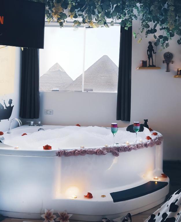 Pyramids Paradise icon, Cairo