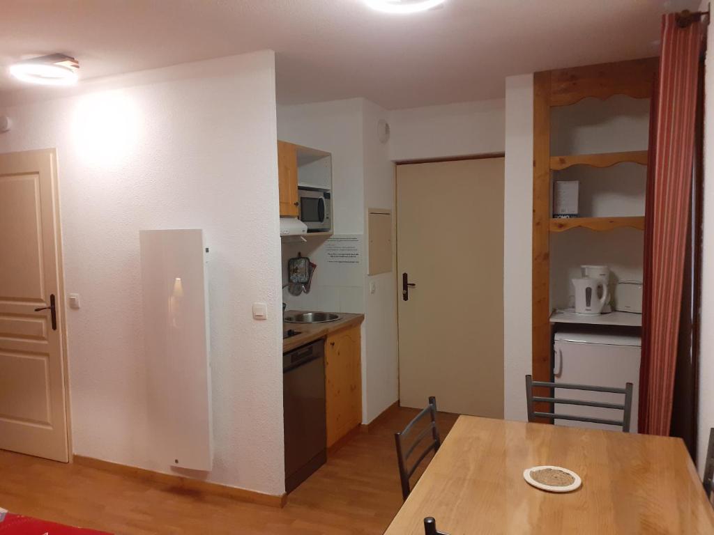 Grand studio 2 pièces 4 personnes linge de lit inclus sans vis à vis - 3