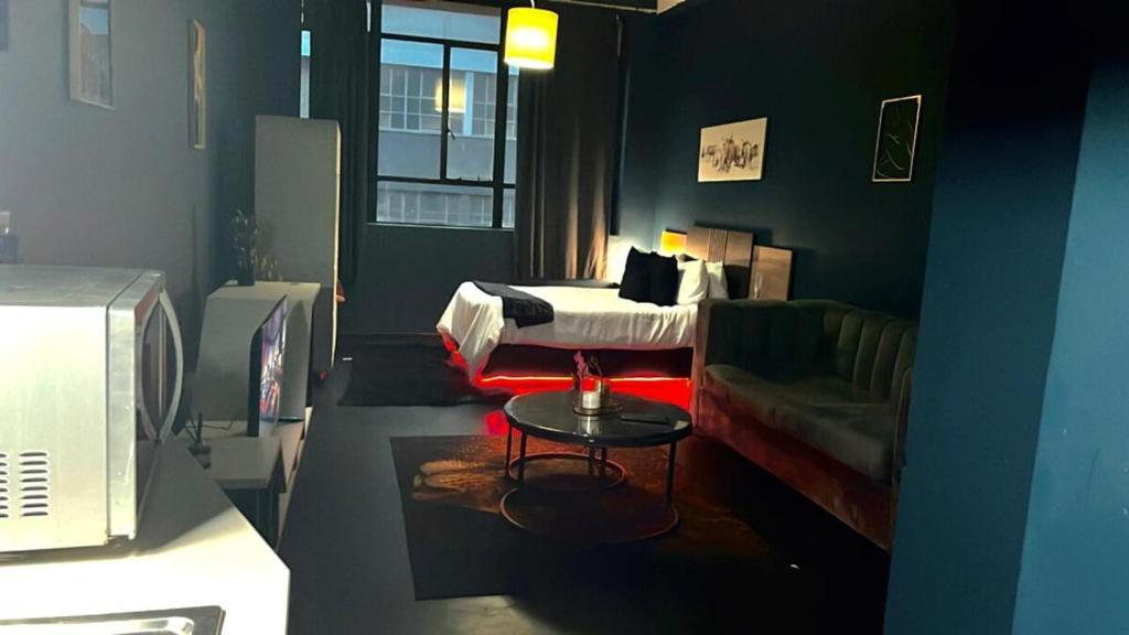 Easy to step in, Johannesburg