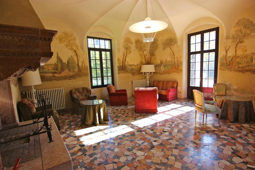 Bar/lounge