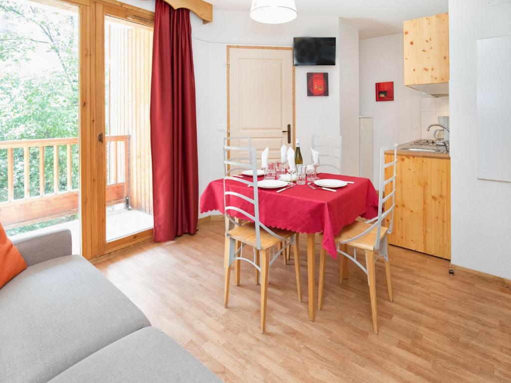 Apartment in Orelle with Pool & Sauna Access - 5