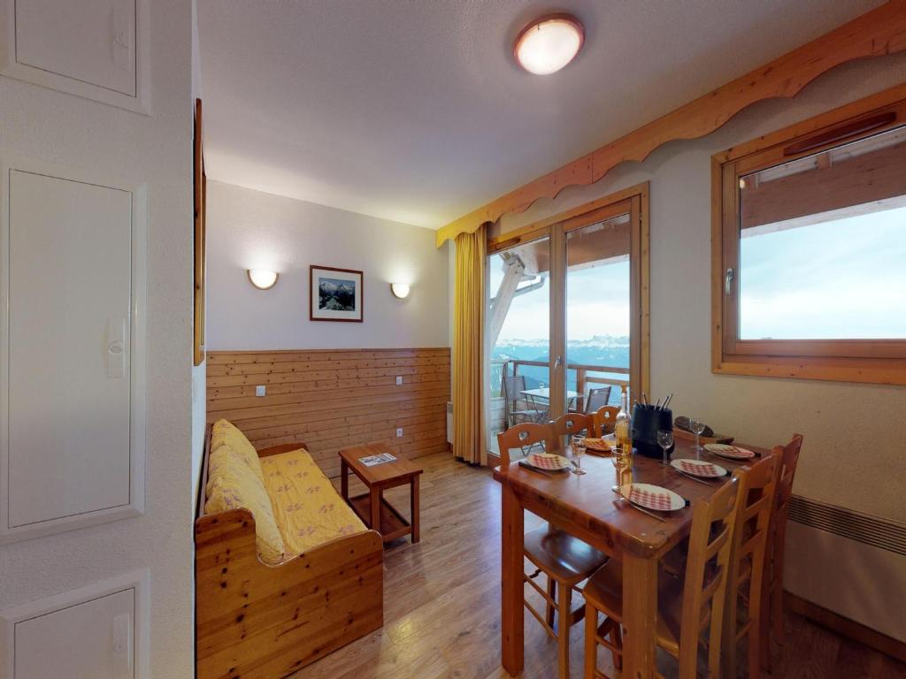 Apartment in Chamrousse near Cable Car - 1