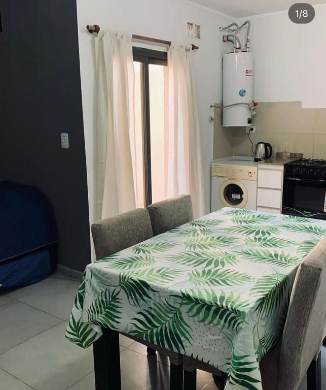 Valentino Apart 1 - 3