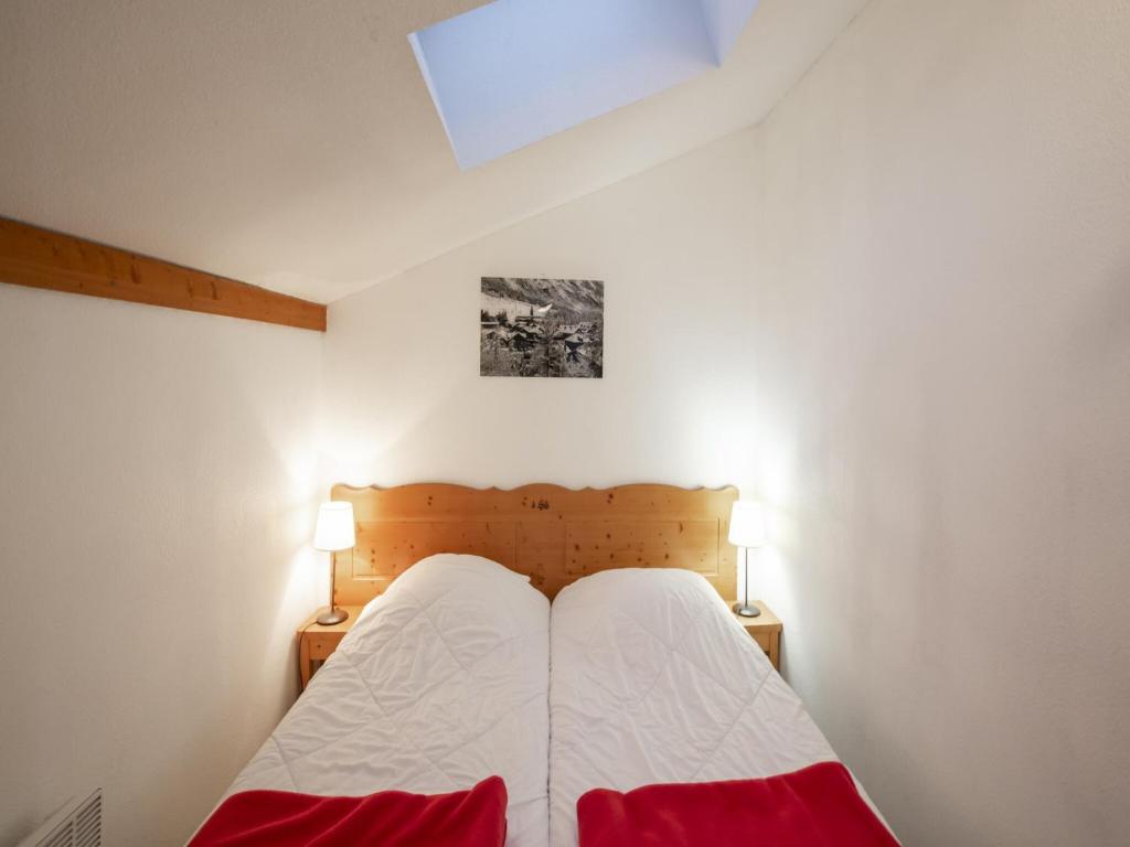 Apartment with 2 rooms and balcony - 4
