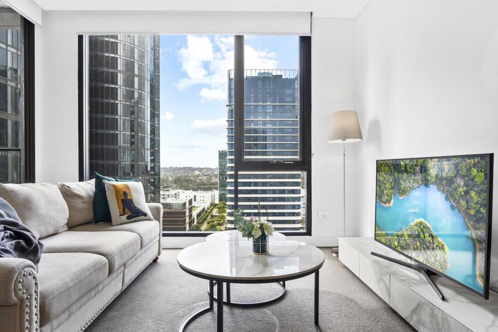 Waterview Apt at Wentworth Point, Sydney