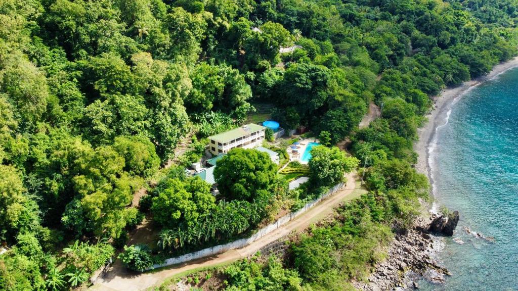 Authentic St, Lucian Experience at Prestigious Villa - Colibri Cottage villa, Soufriere