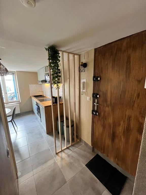 Appartement rénové et cosy idéalement situé - 5