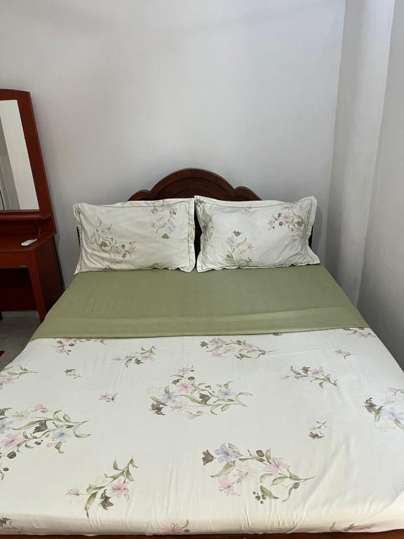 Rodrigo's Guest, Ja-Ela