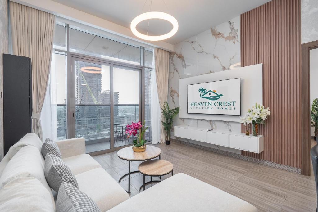 Heaven Crest Vacation Homes - Balcony with City View 1BHK in JLT Dubai Close to Metro & Marina, Dubaï