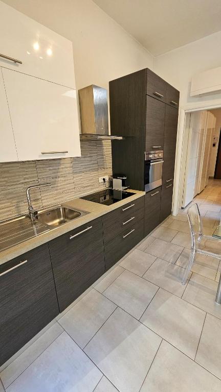Elegant and modern apartment near the Metro, Hospitals, Lingotto Conference Centre and Valentino's Park - 5
