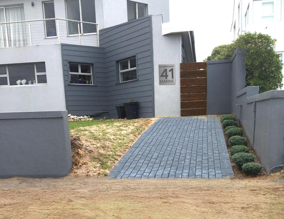 41 Marine, Struisbaai