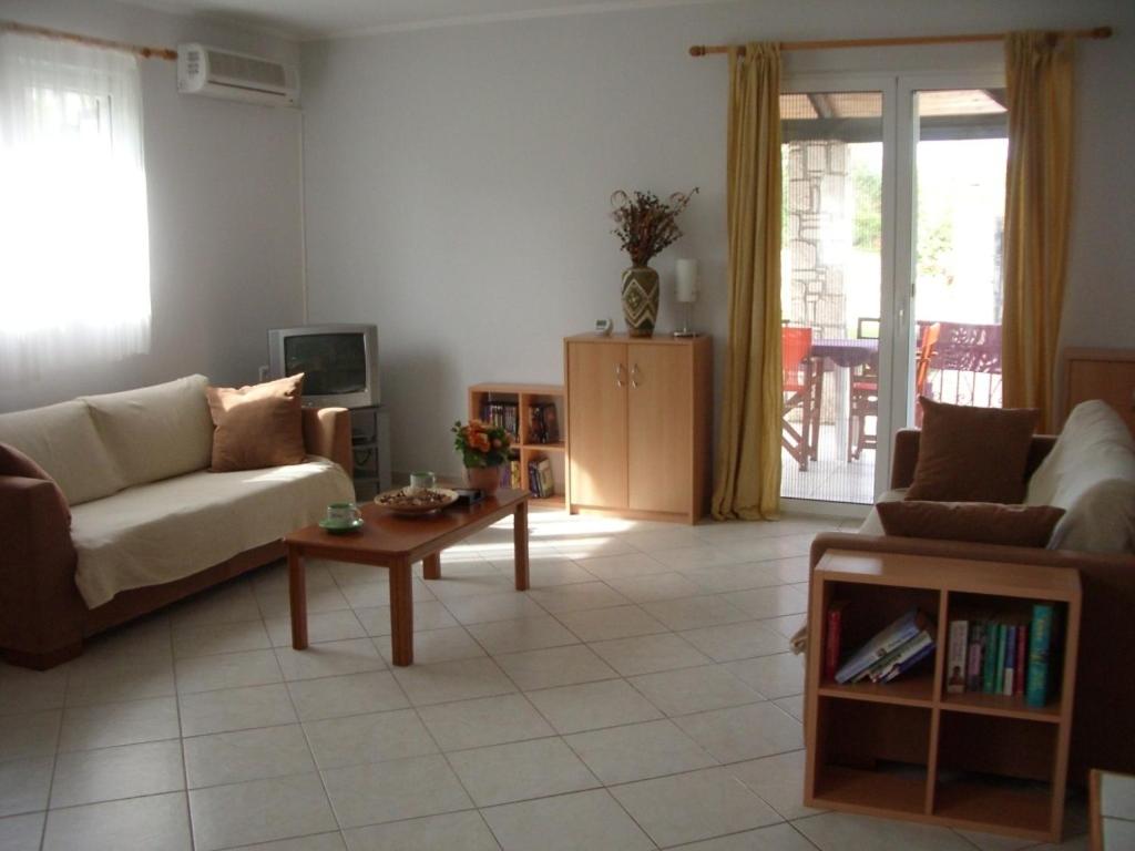 Kaminia Villas photo