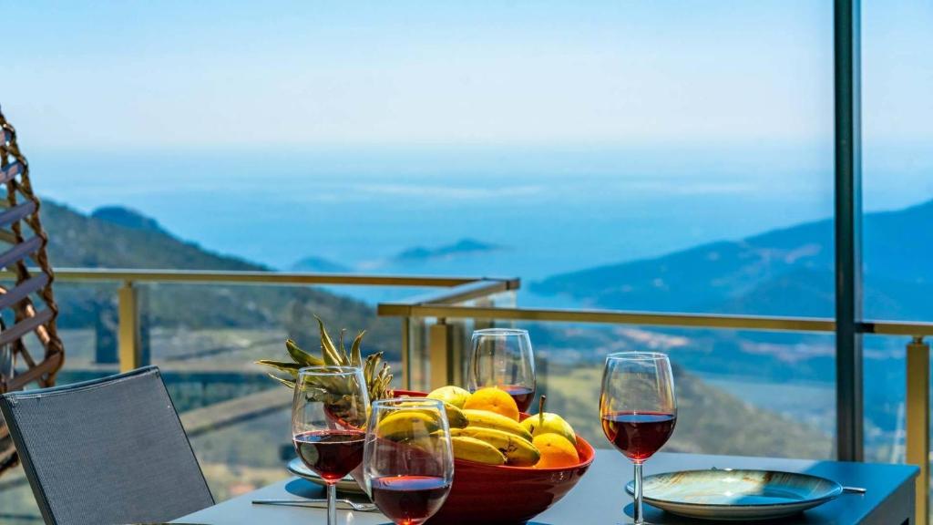 Apartment with Private Pool - 5564, Kalkan