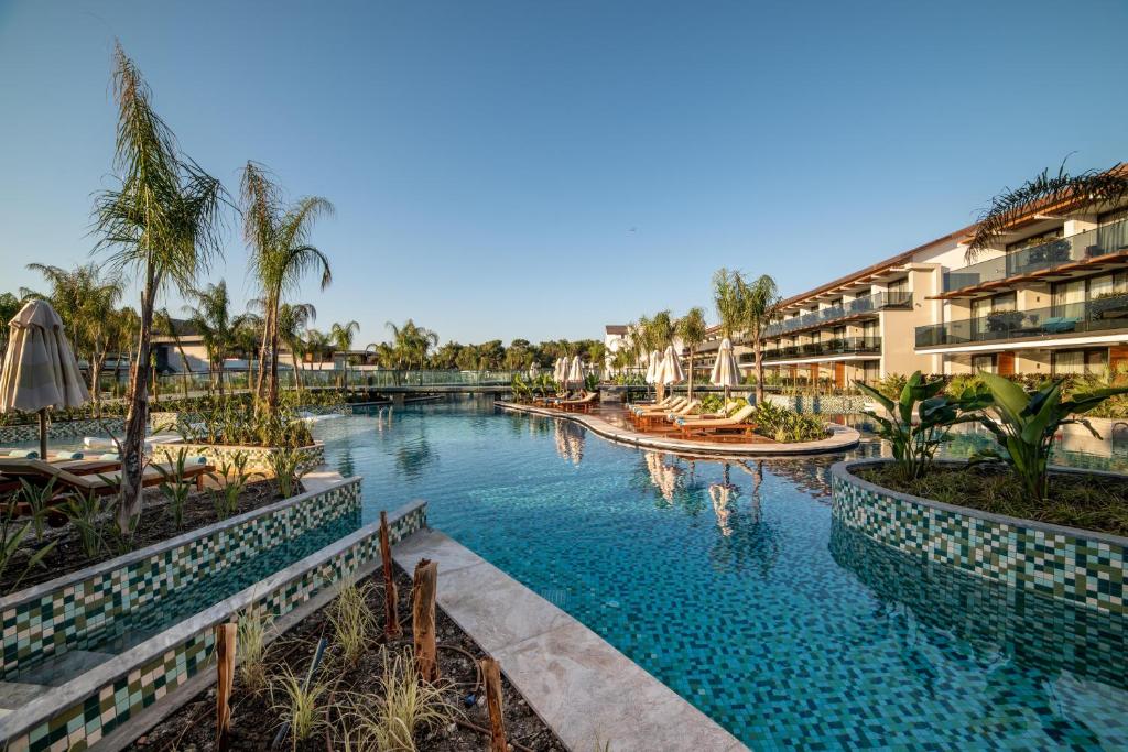 スイミングプール