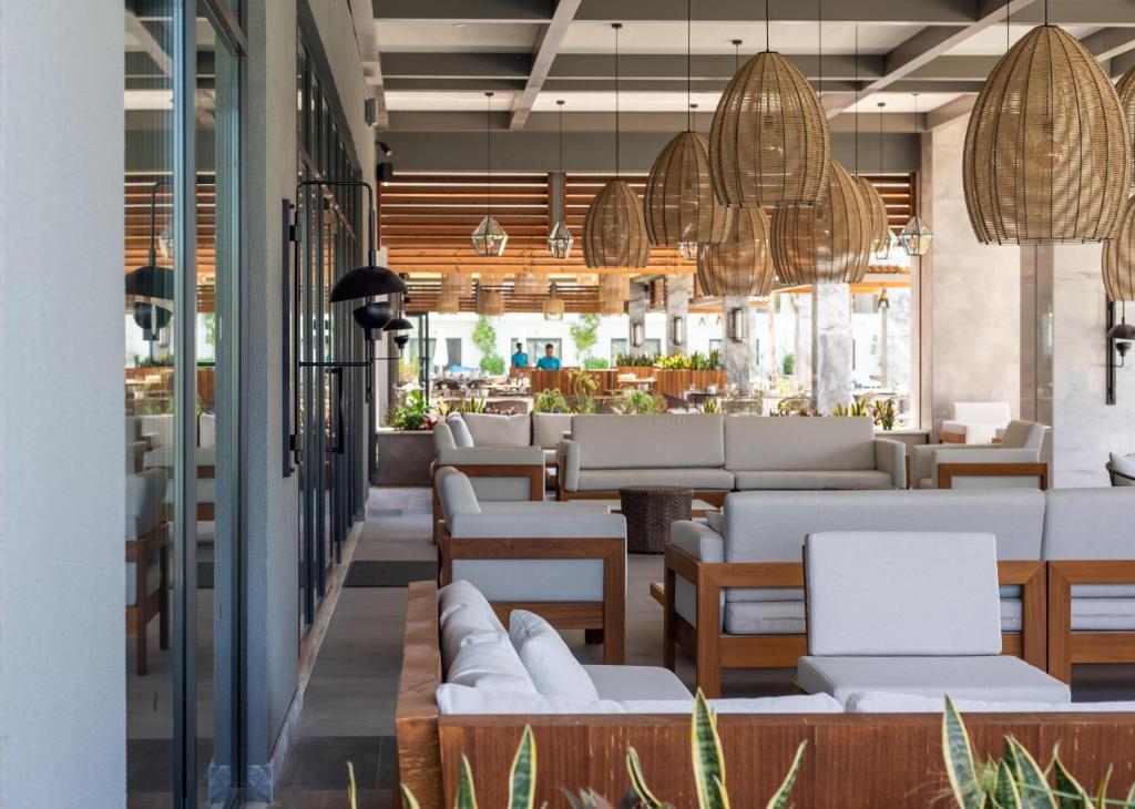 フロント・ロビー