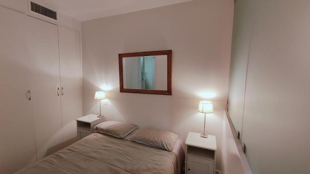 Beach Proximity in Historic Nice, Your Perfect 2 Room Rental - 2