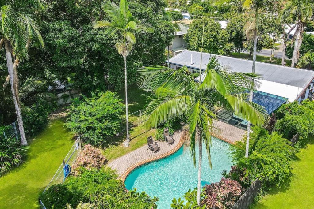 Comino on Connemara, Trinity Beach