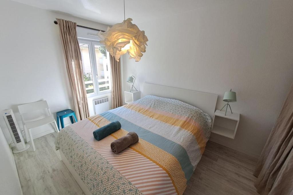 Modern 1BR Quiet 10 min walk to beach - 2