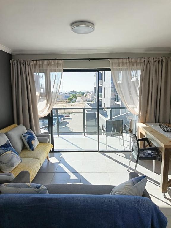 Millennial Arch, Langebaan