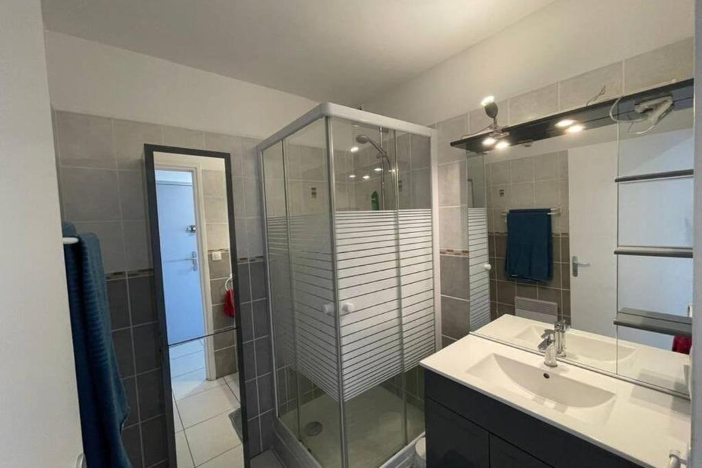 T2 in Saint-Clair - Exceptional view! Rated 3 - 4