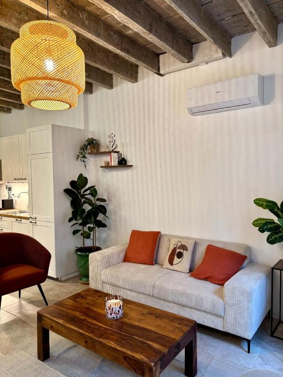 Jolie maison en centre ville avec climatisation grand lit double - 3