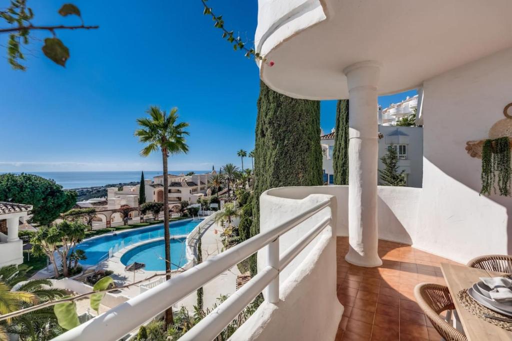 Ultimate Rentals - Appartement Met Adembenemend Zeezicht in Mijas Calahonda - 4