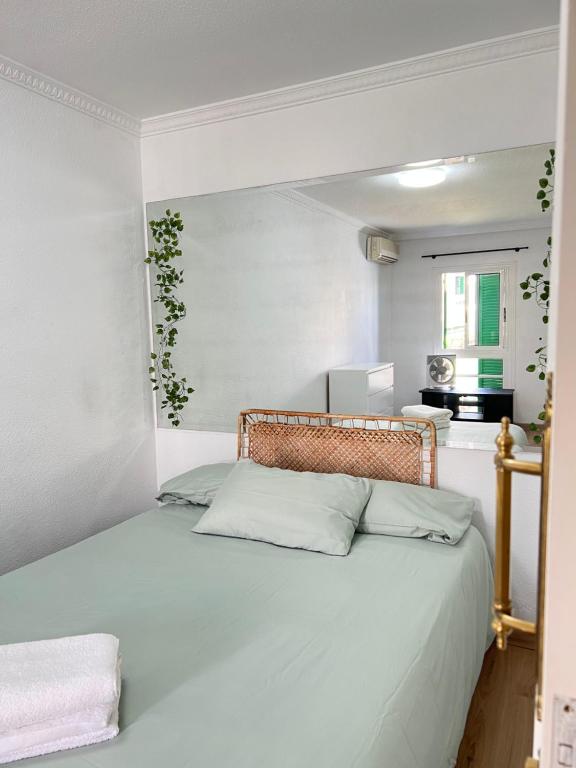 Spacious & Centrally-Located Apartment - 4
