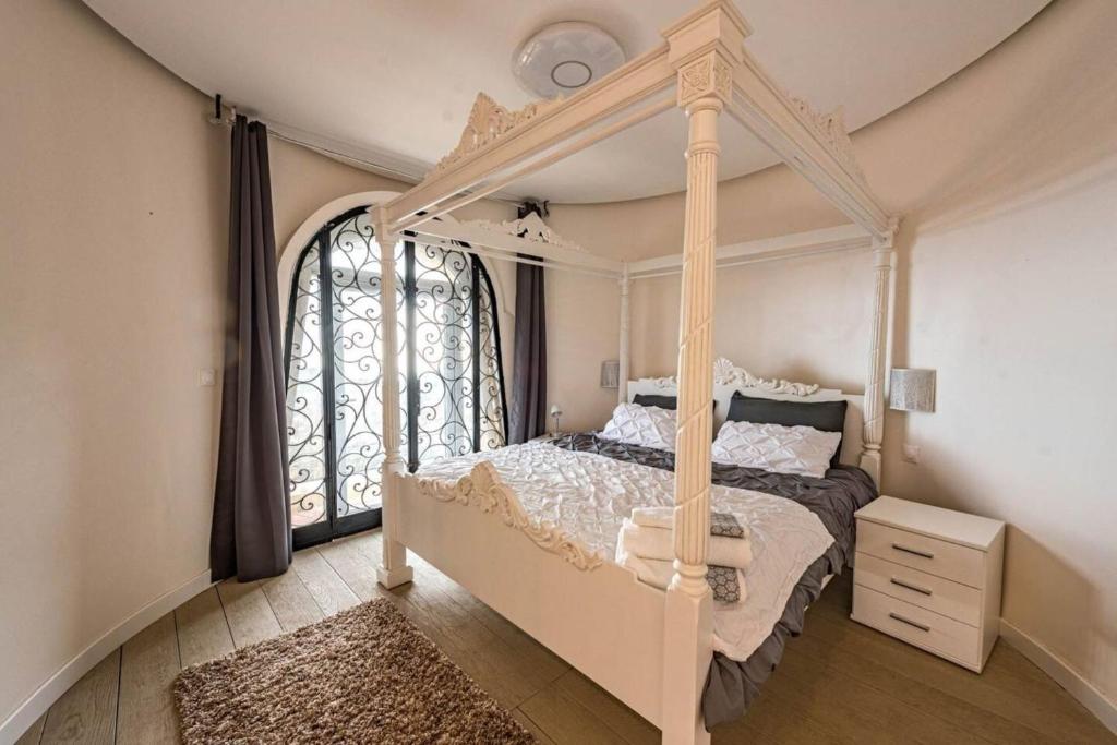Monaco Castle Villa with Pool and Skyview of French Riviera - 3