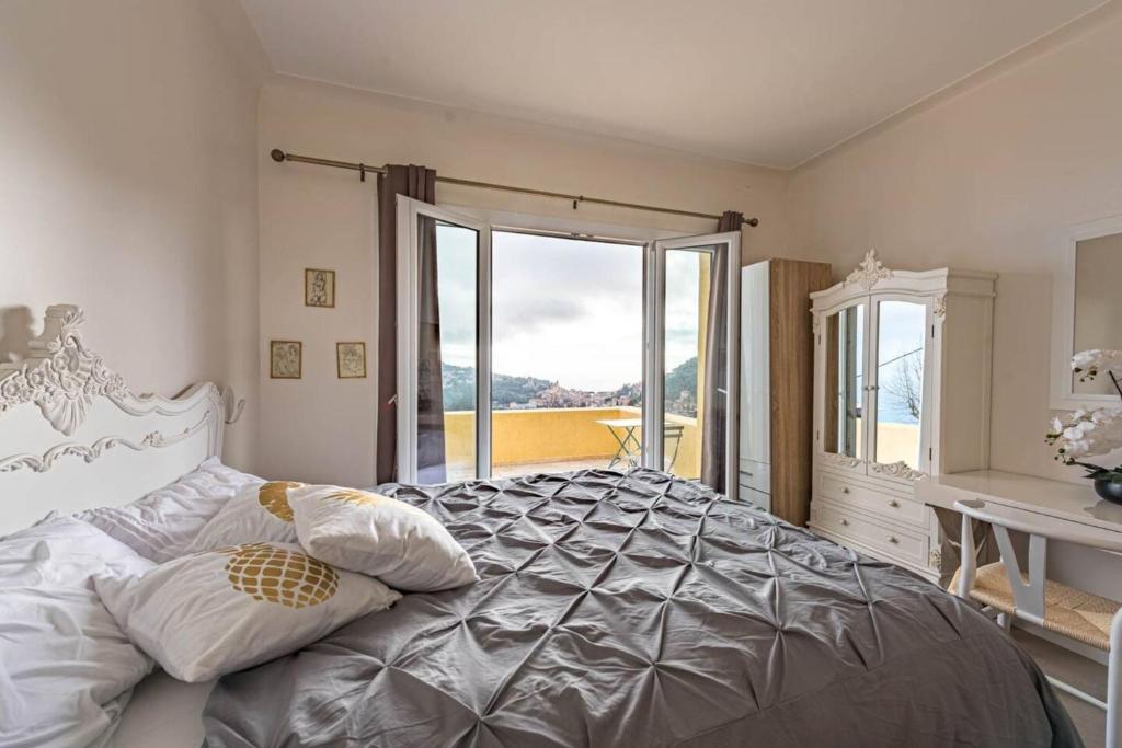 Monaco Castle Villa with Pool and Skyview of French Riviera - 4
