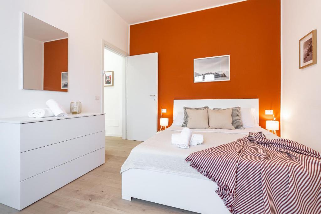 New Collection - Apartment Suite with Terrace - Isola District near Metro - 5