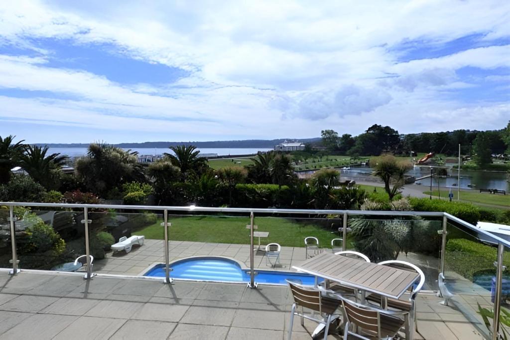 4 Goodrington Lodge apartment exterior in Paignton