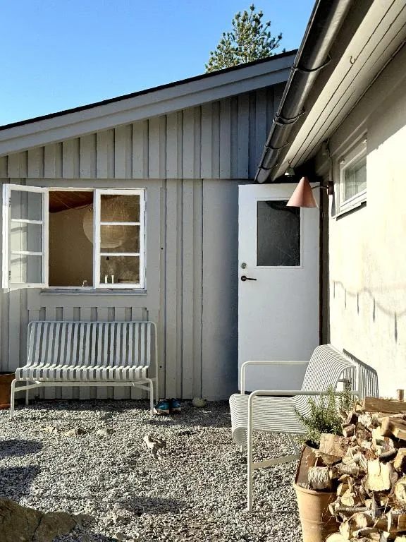 Atelier Blå houses, hotel in Rösselvik