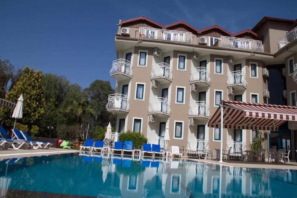 Remer Hotel — Hotel building in Fethiye, Mugla